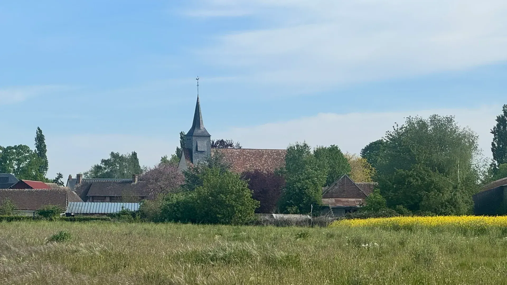Vue panoramique de Marcilly-la-Campagne